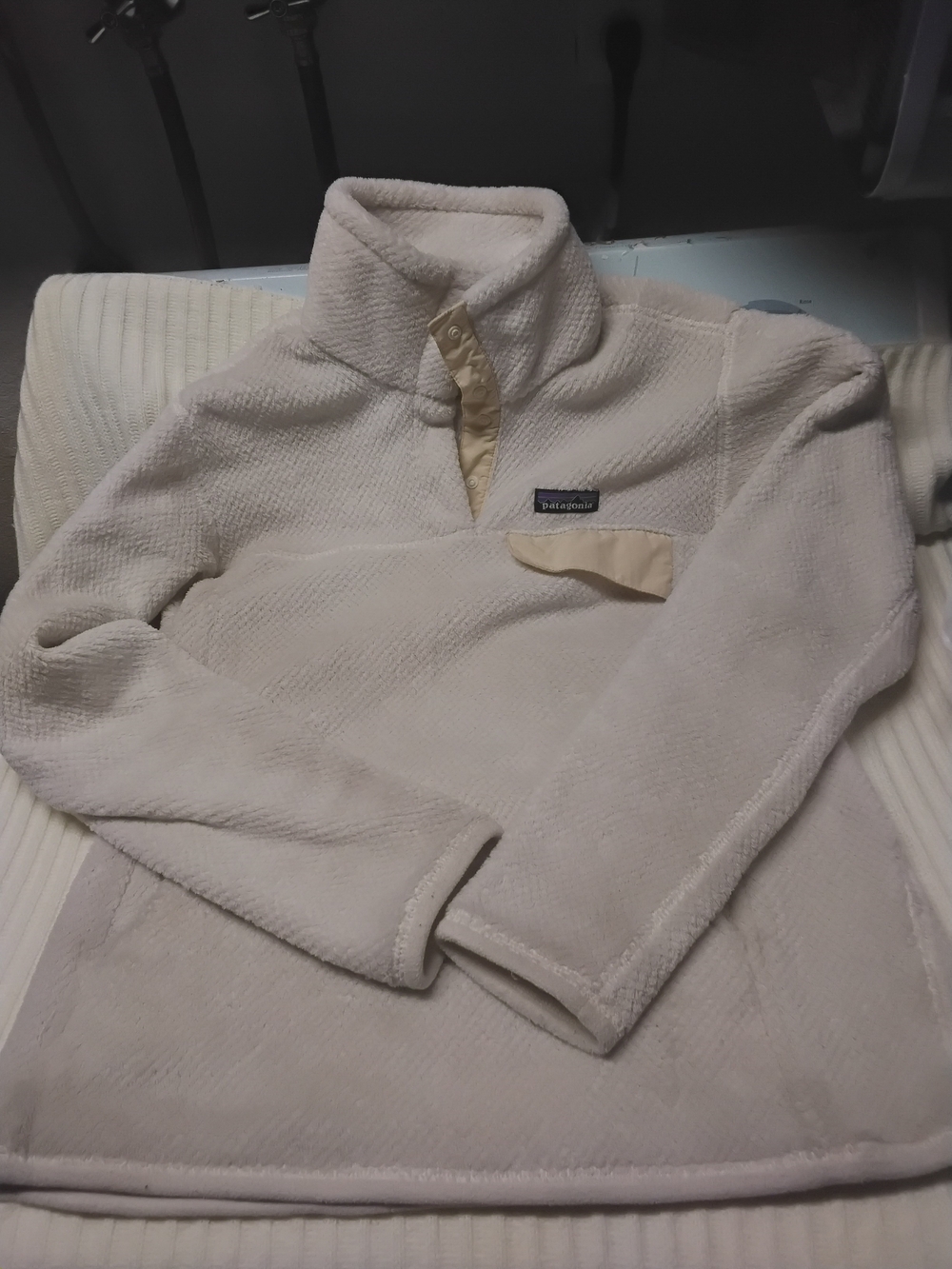Patagonia Women's Cream Zip-Style Fleece Pullover Size M